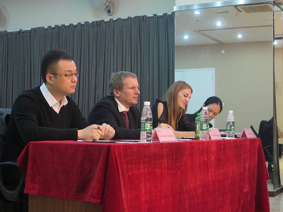 AME-EXAMINATIONS AT THE BLÜTHNER-CENTER GUANGZHOU